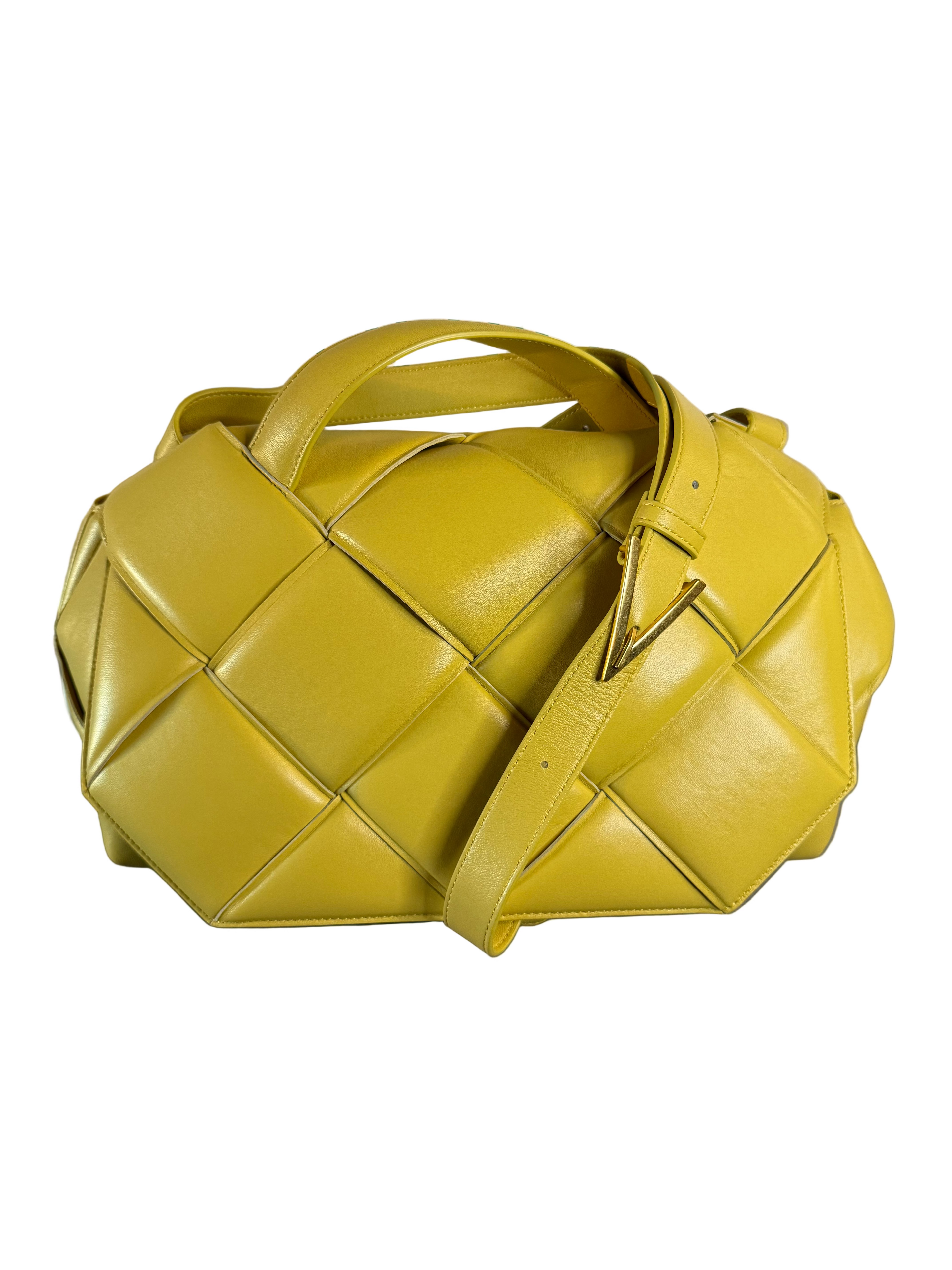 Bottega Veneta Maxi-Intrecciato Padded Top Handle Bag
